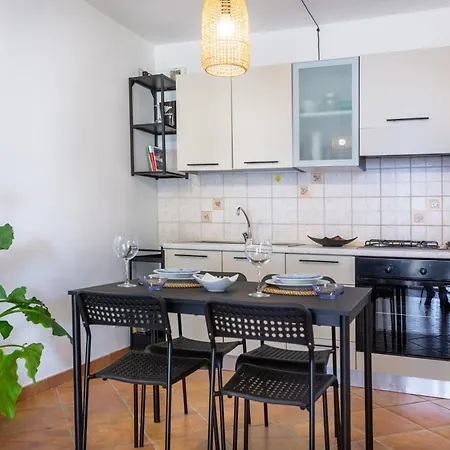 Aetos With Shared Swimming Pool - Hill Apartment
