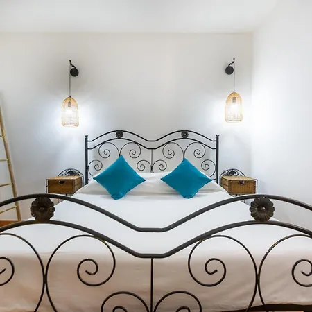 Aetos With Shared Swimming Pool - Hill Apartment